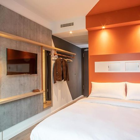 ไอบิส บัดเจ็ต ไบรอยท์ Hotel ภายนอก รูปภาพ